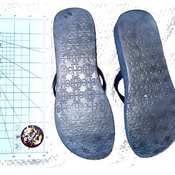 Tory Burch Multicolor Fish Pattern Flip Flops unknown size - Picture 5 of 12